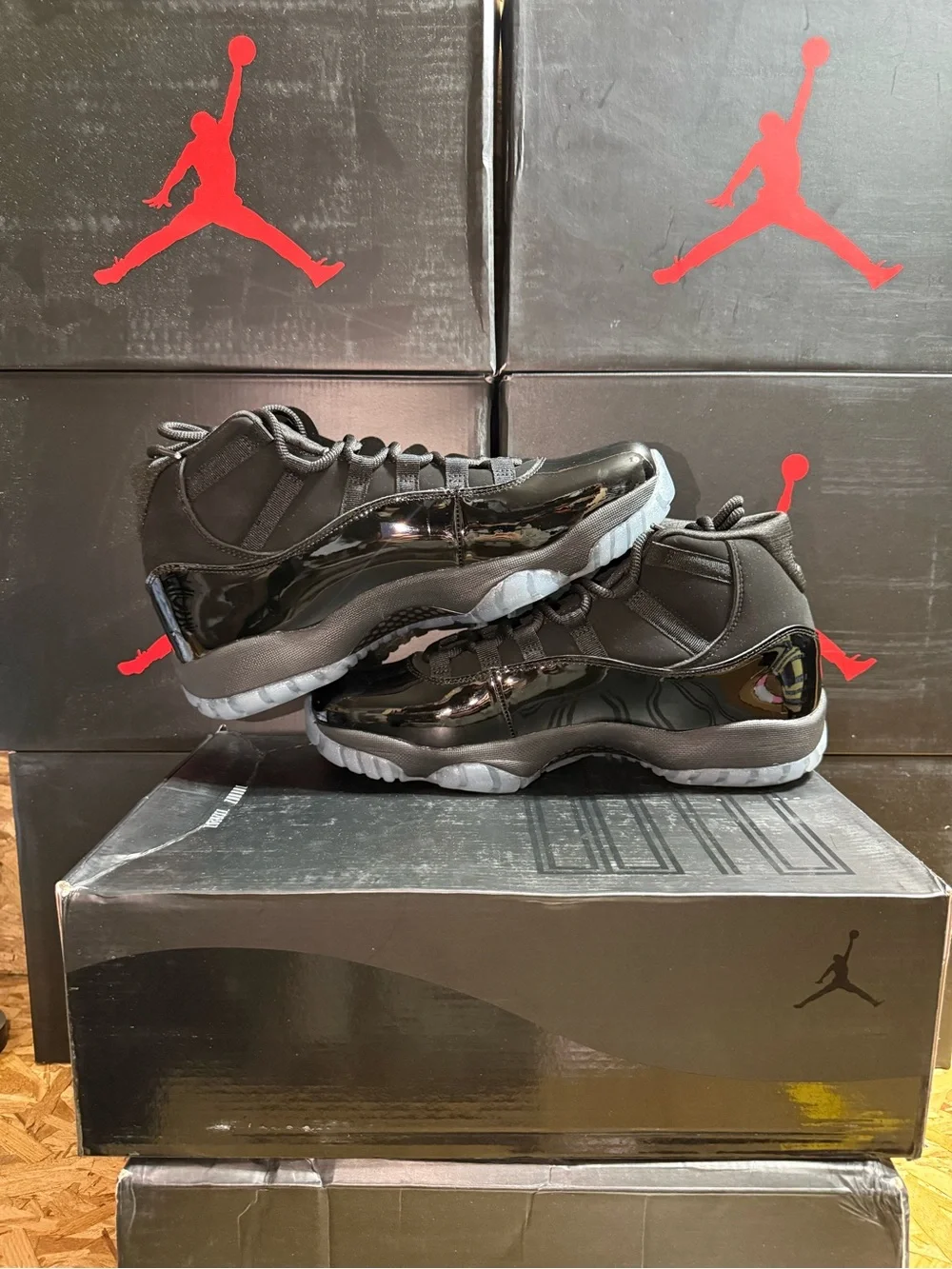Air Jordan 11 Retro Cap And Gown